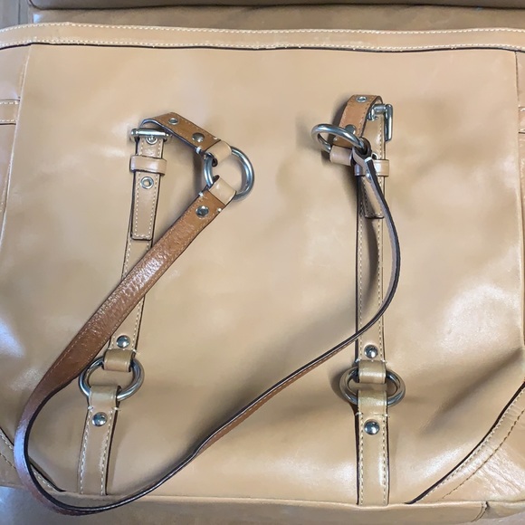 Vintage Coach Tan Leather Tote bag - Picture 11 of 15